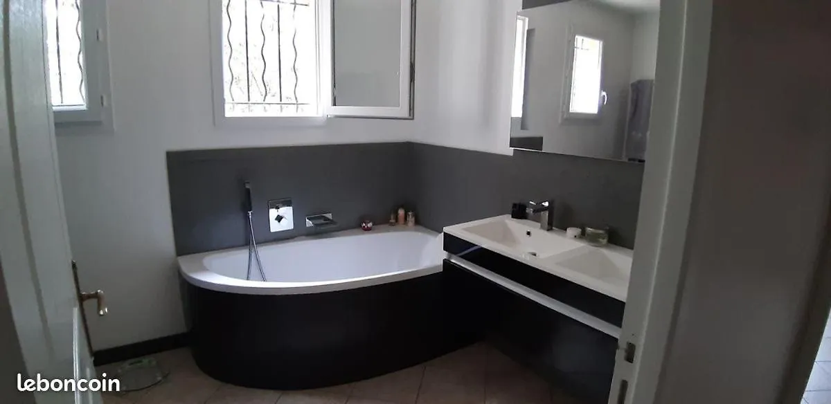 Provencal Villa With View And Swimming Pool Seillons-Source-d'Argens